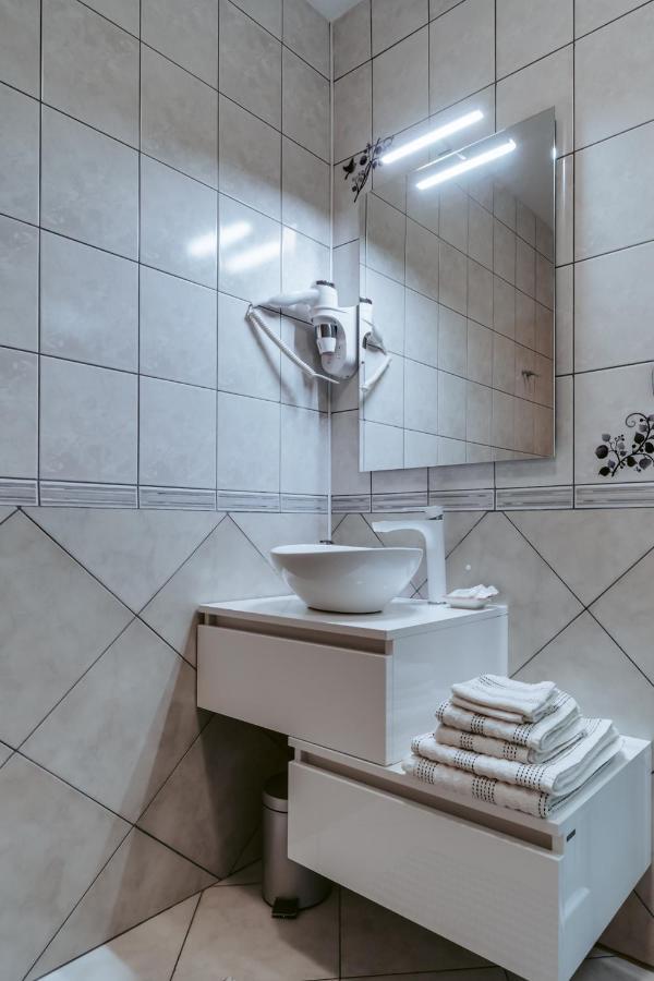 Sobe "Ela" Bed and Breakfast Fužine Εξωτερικό φωτογραφία